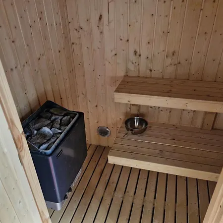 Dom wakacyjny Ejnarine - 1-5km From The Sea By Interhome Hals